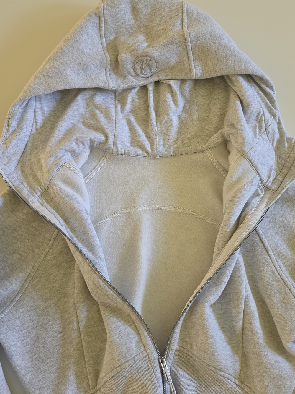Lululemon Scuba Full-Zip Cropped Hoodie - Picture 12 of 16